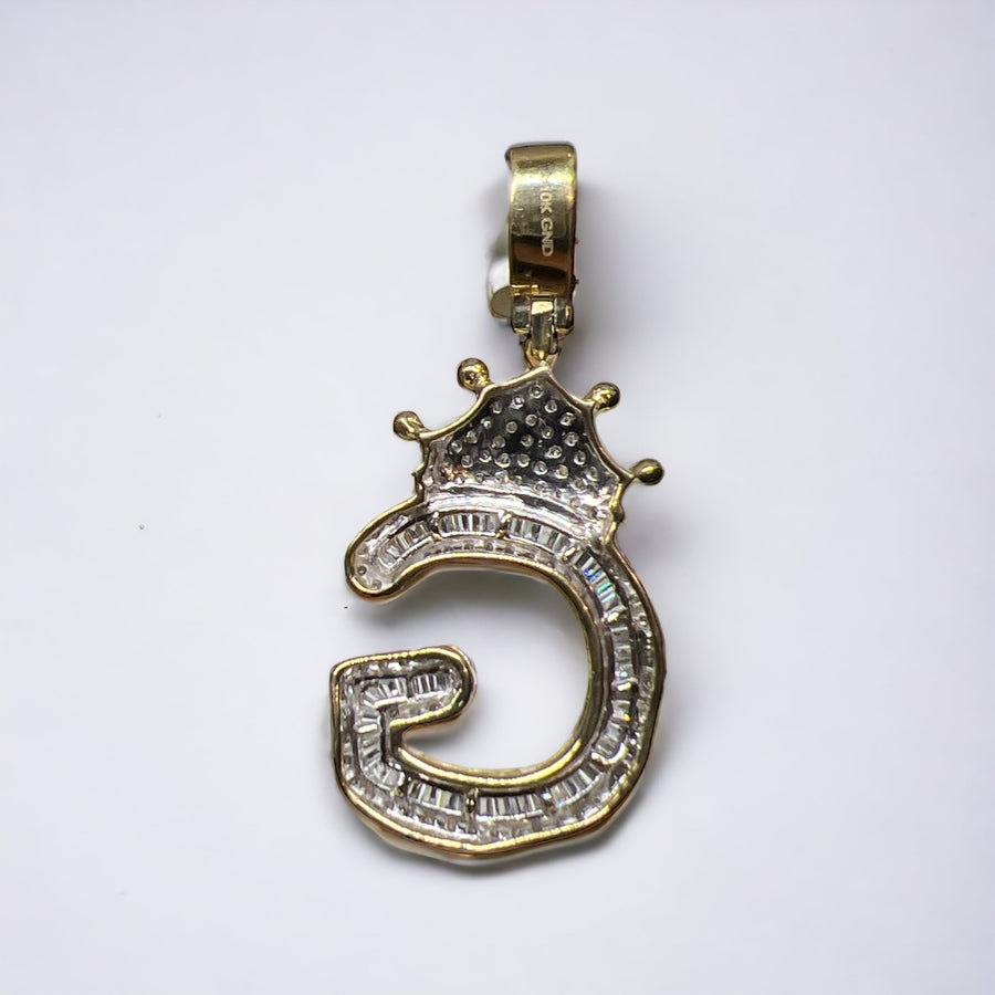 10kt Natural Diamond Crowned “Letter G” Baguette Intial Pendant Item No 154557